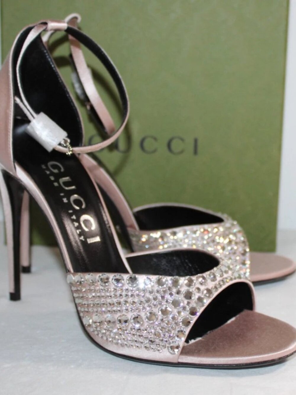 NWB Gucci Satin Crystal Nude Skin Rose GG Ankle Strap Heels Sandals 40 749832